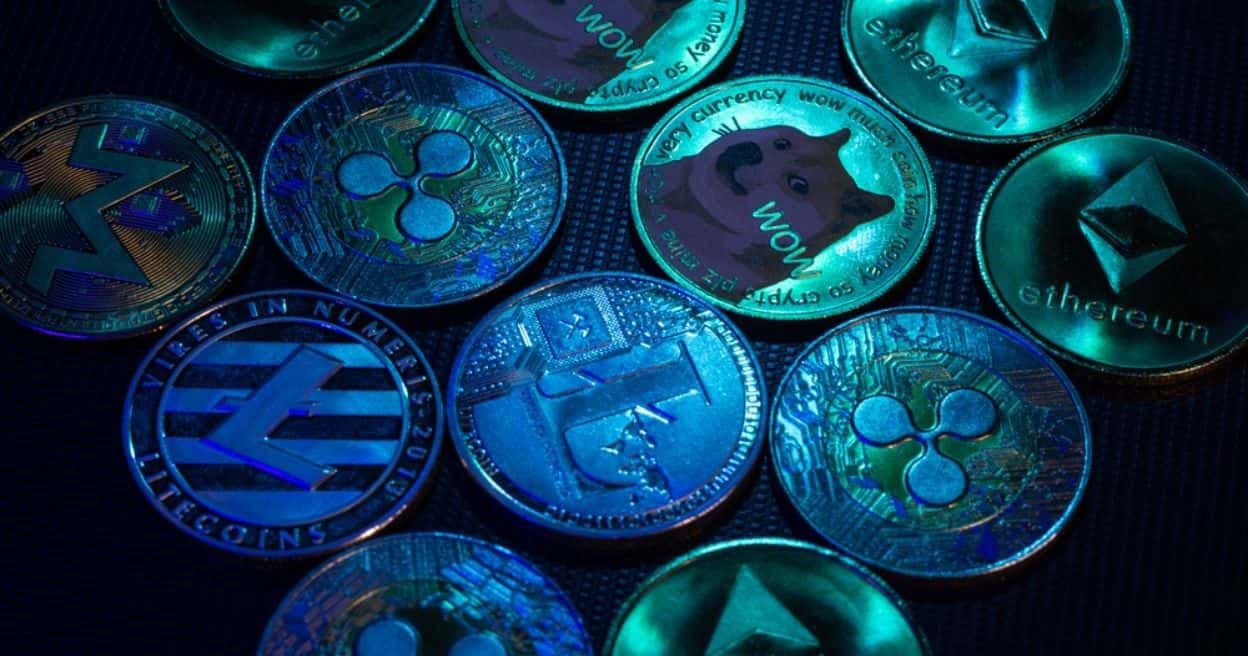Altcoin Musim Panas? Beberapa Koin Cap Kecil Naik Tajam